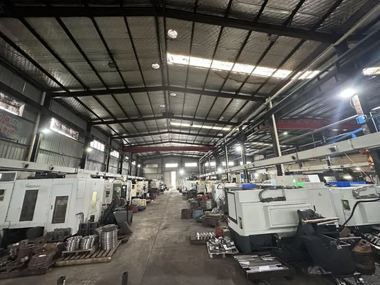 Taglio laser di parti metalliche su un lato Personalizza il servizio di taglio laser di parti in acciaio inossidabile di alluminio con superficie anodizzata